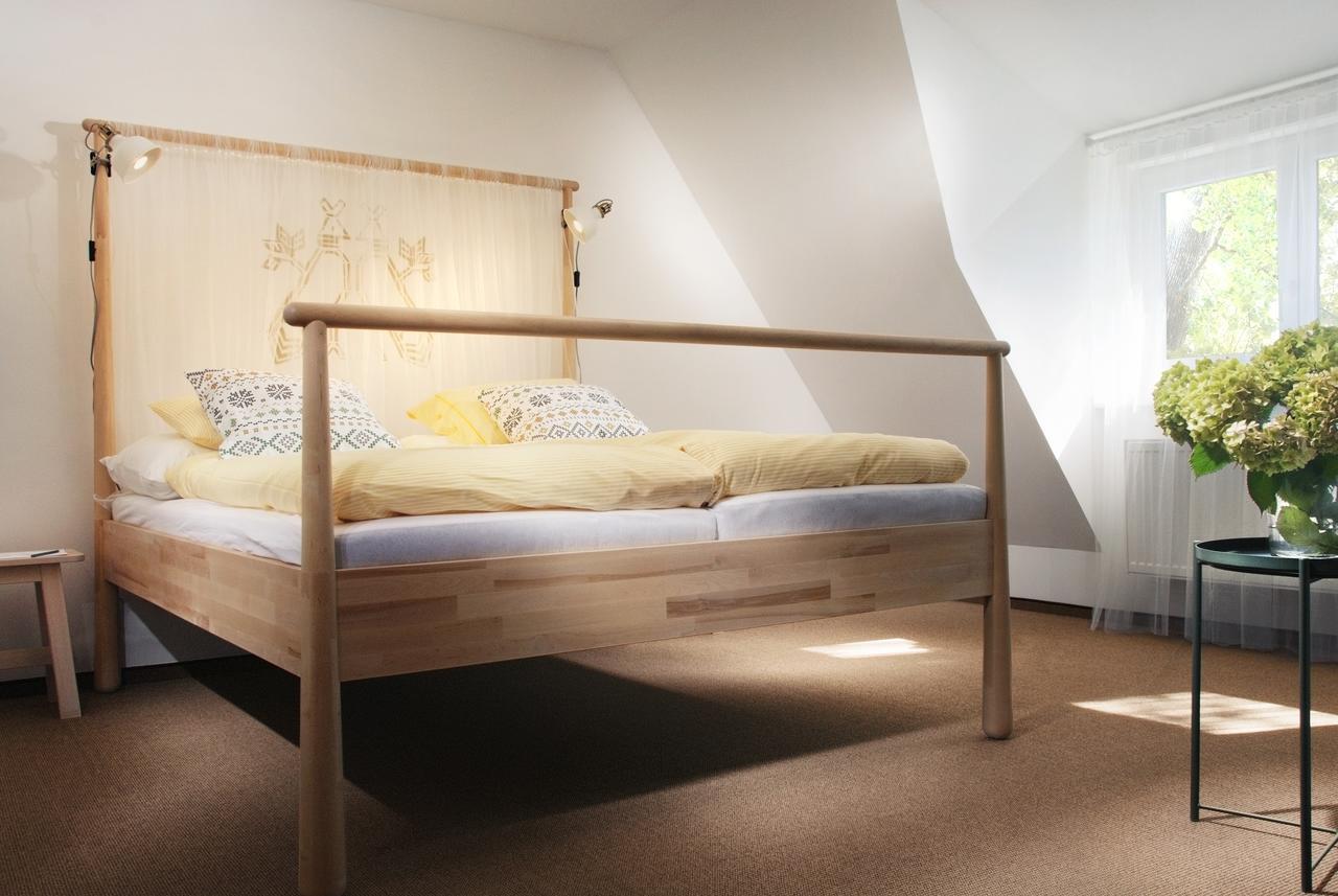 Kastiel Cicmany Hotel Kültér fotó